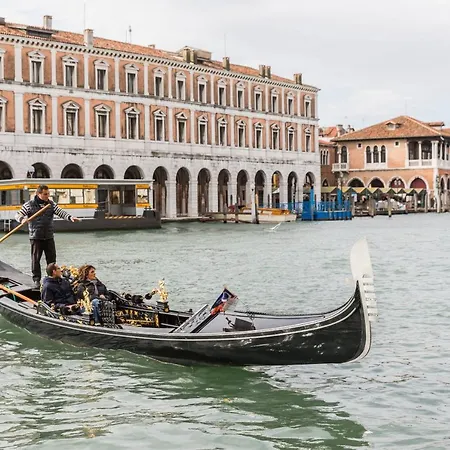 Daire Ca' Giulia Grand Canal View Next To Rialto Bridge *